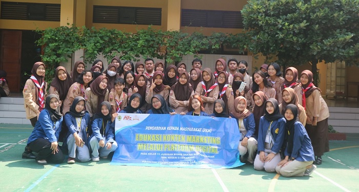 Mahasiswa Ilkom USM Beri Edukasi Siswa SMKN 9 Semarang Cara Menjadi Content Creator