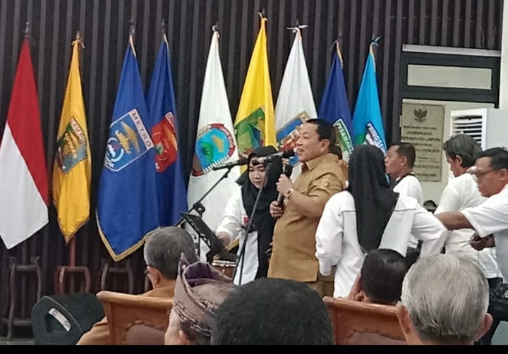 Gubernur Arinal Terlihat Bahagia Kumpul Bersama Penyanyi Senior PAPPRI Lampung