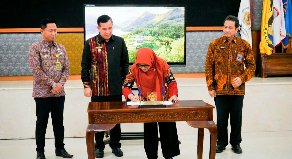 Mewakili Bupati dan Wali Kota se-Lampung, Dendi Sampaikan LKPD 2022