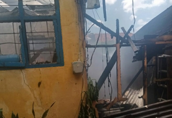 Rumah Ludes Terbakar di Langkapura, Pemicunya Diduga Konsleting Listrik