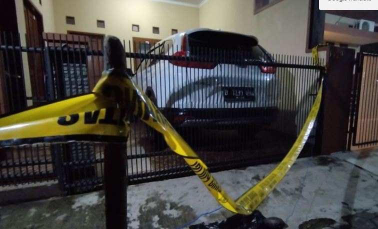 Mantan Ketua KY Jaja Ahmad Jayus Dibacok di Garasi Rumahnya
