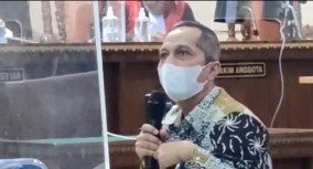 Prof Karomani Dituntut 12 Tahun Penjara dan Denda Rp10,6 M