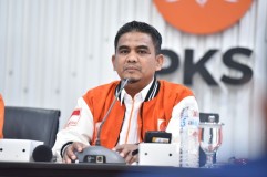 PKS Beri Rapor Merah Kebijakan Ketenagakerjaan Jokowi