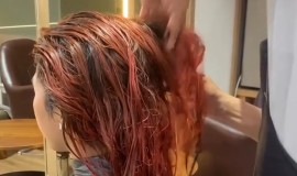 Rambut Warna Merah Lagi Ngetrend di 2023, Agar Cocok Sesuaikan dengan Jenis Kulitmu