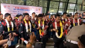 Tiba di Bandara Soekarno-Hatta, Para Pemain Timnas Indonesia Disambut Meriah