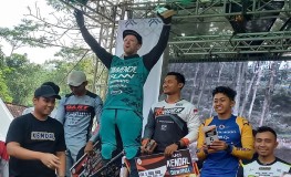 Pembalap Selandia Baru Merajai Ajang Kendal MTB Bupati Cup Downhill 2023