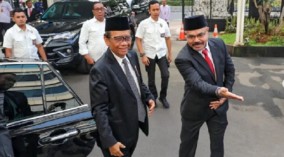 Mahfud MD Sudah Prediksi PK Moeldoko Akan Ditolak MA : Kecuali Hakimnya Mabuk
