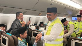Lepas Jemaah Haji Indonesia, Menag: Jangan Bawa Atribut Partai, Jimat dan Bijak Bermedia Sosial