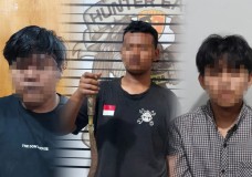 Tiga Remaja Bercelurit Berkeliaran Cari Lawan di Jagabaya