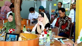 Arumi Bachsim Bangga Ekonomi Krearif Jatim Berkontribusi Terbesar Kedua di Indonesia