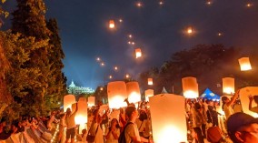 Ribuan Lampion Hiasi Langit Borobudur,  Umat Buddha Bersukacita, Kita Semua Bahagia