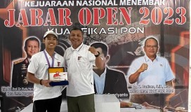 Petembak Jateng Jibril Mahendra Juara Standart Overall di Jabar Open 2023