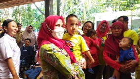Wali Kota Eva Dwiana Prihatin Pemerkosaan Bocah di Waygubak