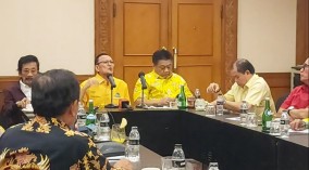 Tokoh Senior Golkar Kumpul, Desak Airlangga Segera Deklarasi Capres, Kalau Agustus Belum Terjadi, Maka Munaslub