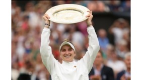 Kejutan, Marketa Vondrousova Juara Baru Tenis Wimbledon, Ons Jabeur Bersedih Dihibur Kate Middleton