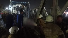 KA Brantas Terjang Truk Trailer di Perlintasan Madukoro Semarang hingga Terbakar, 10 Perjalanan Kereta Tertahan