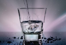Metabolisme Lancar, Manfaat Minum Air Putih Saat Bangun Tidur