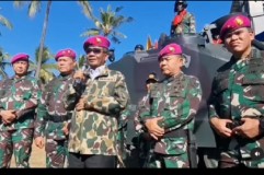 Mahfud MD Kagum Lihat Kekuatan TNI Saat Latgab, Netizen: Seperti Waktu TNI Geruduk KPK ya Pak
