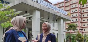 Beberapa Hari Buka Pendaftaran, Fakultas Kedokteran Unesa Surabaya Sudah Diserbu Ratusan Peminat