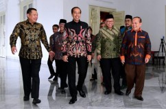 Temui Jokowi, Pimpinan MPR Bahas Amandemen UUD 1945 untuk Tambahkan Kata Udara di Pasal 33