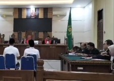 Korupsi Uang Sampah, Mantan Kadis LH BL Dituntut 2,5 Tahun