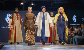 Santri Unjuk Karya di SFT,  Atikoh Ganjar Optimistis Jateng Bisa Jadi Kiblat Fashion Muslim