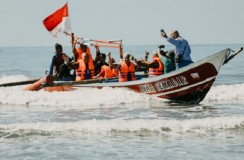 Ganjar Jadikan Cilacap Proyek Rintisan, Ajak Nelayan Ganti ke Kapal Listrik Berbasis Baterai