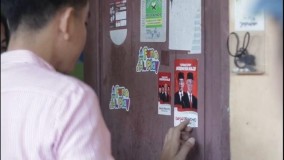 Aksi Gibran Tempel Stiker Jokowi-Ganjar di Rumah Warga, Romo Benny: Bentuk Totalitas Dukung Capres PDIP