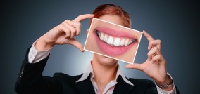 Hindari Hal Ini Sebelum Menyesal, Berikut 7 Kebiasaan yang Membuat Gigi Rusak