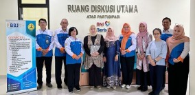 Bina Bahasa Jaya USM Terima Kunjungan Benchmarking dari STIE Semarang