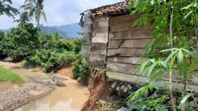 Warga Sukajaya Punduh Minta Tolong Selalu Dihantui Banjir