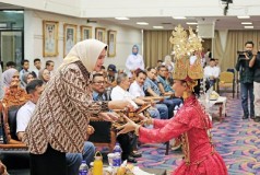 Riana Sari Arinal Buka Raker I Ikatan Keluarga Alumni SMAN 1 Bandarlampung