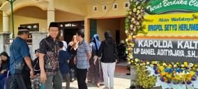 Keluarga Tunggu Kedatangan Jenazah Brigpol Setyo Herlambang, Ajudan Kapolda Kaltara yang Meninggal di Rumah Dinas