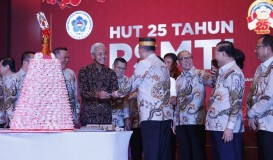 Ribuan Pengurus Marga Tionghoa se-Indonesia Sambut Ganjar di HUT PSMTI, Teriakkan Presiden!