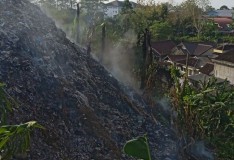 Keempat Kalinya, Lahan Timbunan Ban Bekas Terbakar Dekat JMSI Lampung
