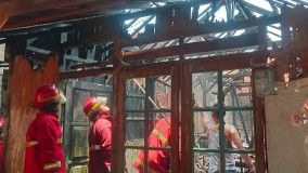 Ditinggal Bekerja, Rumah Warga Mororejo Dilalap Api
