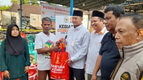 DPR RI Komisi VIII Salurkan Bantuan Korban Kebakaran di Rejosari Kangkung
