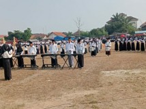 Belasan Tahun Menabung, SMPN 1 Wayjepara Akhirnya Punya Marching Band