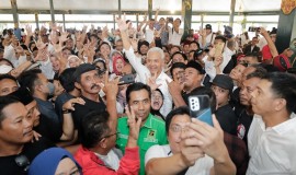 Ganjar Bakar Semangat Relawan di Yogyakarta, Serukan Demokrasi yang Bersih Tanpa KKN
