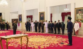 Presiden Joko Widodo Resmi Lantik Jenderal Agus Subiyanto Jadi Panglima TNI