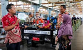 Kunjungi SMKN Jateng Semarang, Utusan Khusus Presiden Puji Pengentasan Kemiskinan lewat Pendidikan