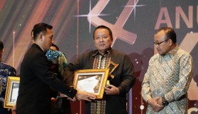 Gubernur Arinal Djunaidi Meraih Anugerah KPI Tahun 2023