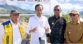 Tinjau Pembangunan Bendungan Mbay, Presiden Jokowi: Ini Strategi Besar Mewujudkan Kedaulatan Pangan Nasional