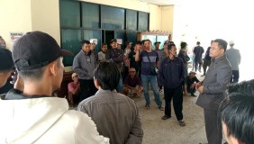 Warga 2 Desa Aksi Minta Stop Proyek SPAM ke DPRD Pesawaran