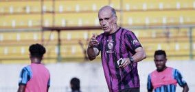 Rapor Pelatih Arema Fernando Valente Hingga Akhir Tahun 2023, Seperti ini Prestasi yang Didapat Singo Edan