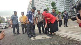 Wali Kota Semarang Tinjau Titik Genangan, Ternyata Ini yang Bikin Jalan Pemuda Sering Banjir