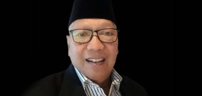 Pengasuh Ponpes Salafiyah Seblak Jombang, Halim Mahfudz: NU, Indonesia dan Prodrome Krisis