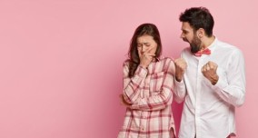 Tanda-Tanda Pasangan Ingin Putus: Memahami Isyarat yang Mungkin Dilakukan