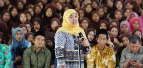 Khofifah Sebut Akan Fokus Kontestasi di Jatim Bersama Emil Dardak, Tak Ingin Jadi Menteri Prabowo-Gibran