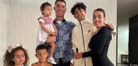 Tinggi Hampir Menyamai Sang Ayah, Putra Cristiano Ronaldo Berusia 13 Tahun Mengejutkan Netizen